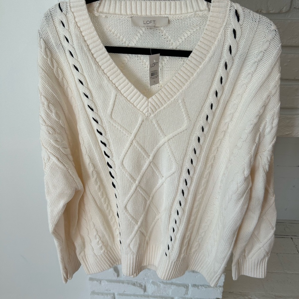 LOFT Women's Ivory V-Neck Sweater